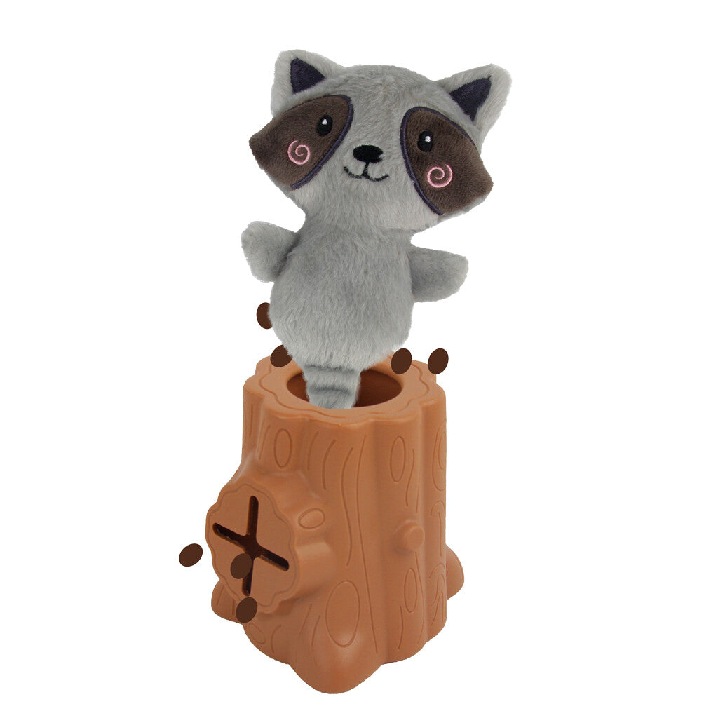 AFP Treats In "V" Hiders - Tree-Hider Waschbär